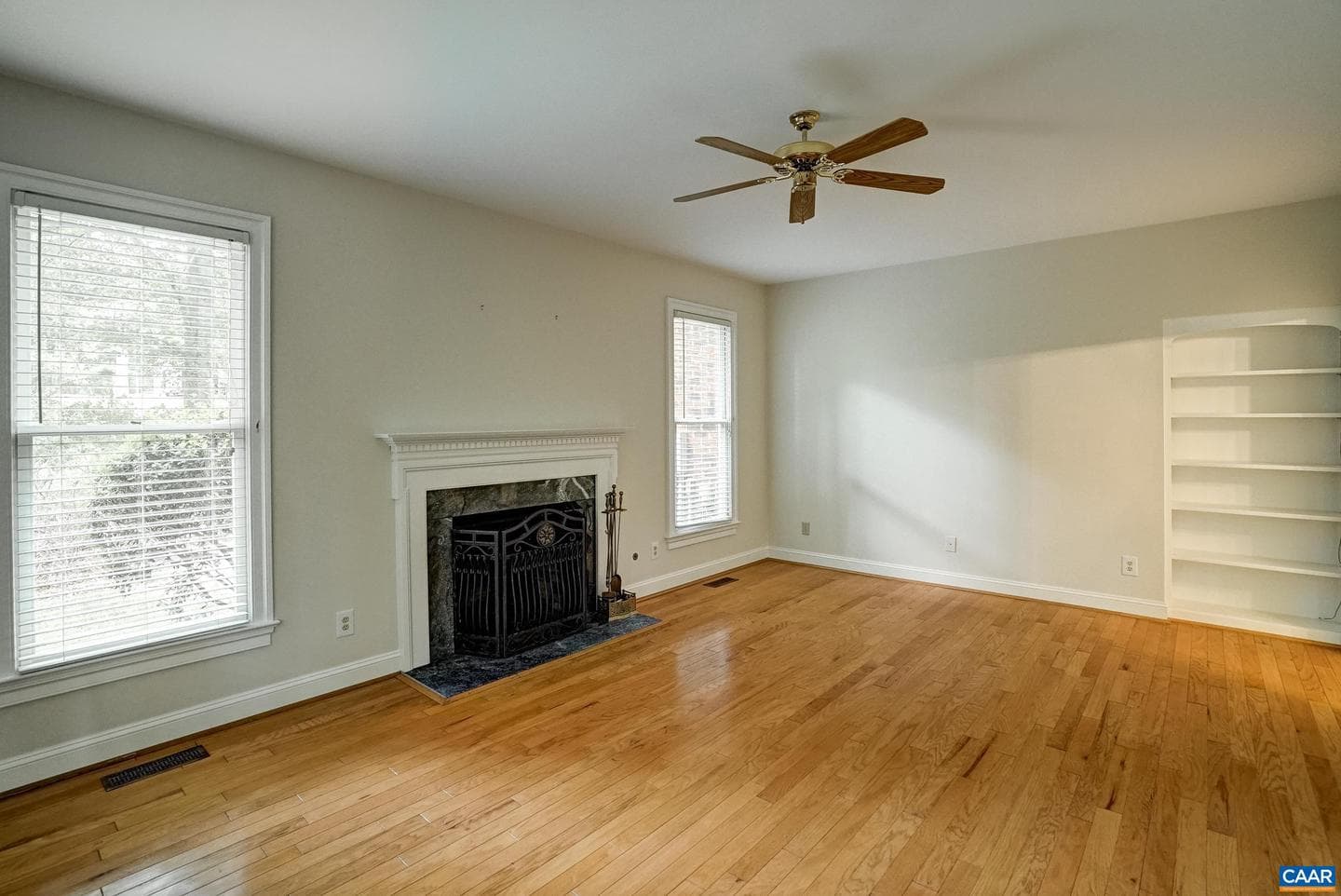 3371 Cotswold Ln photo 27