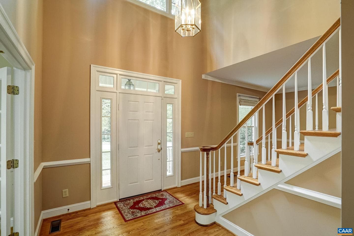 3371 Cotswold Ln photo 3