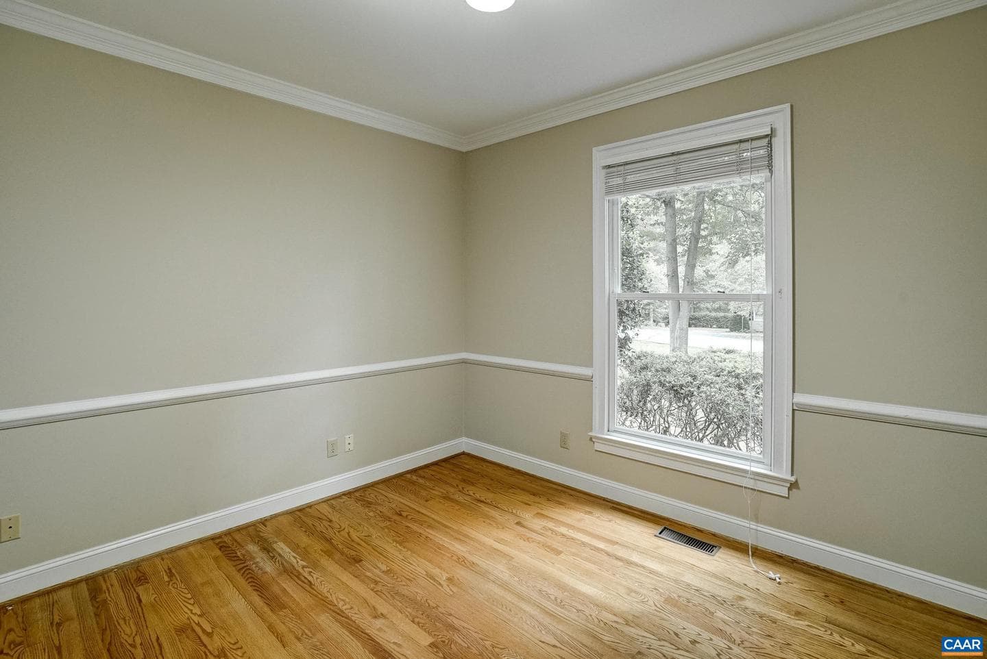 3371 Cotswold Ln photo 6
