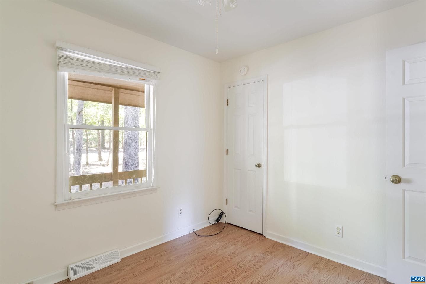 8 Hardwood Rd photo 21