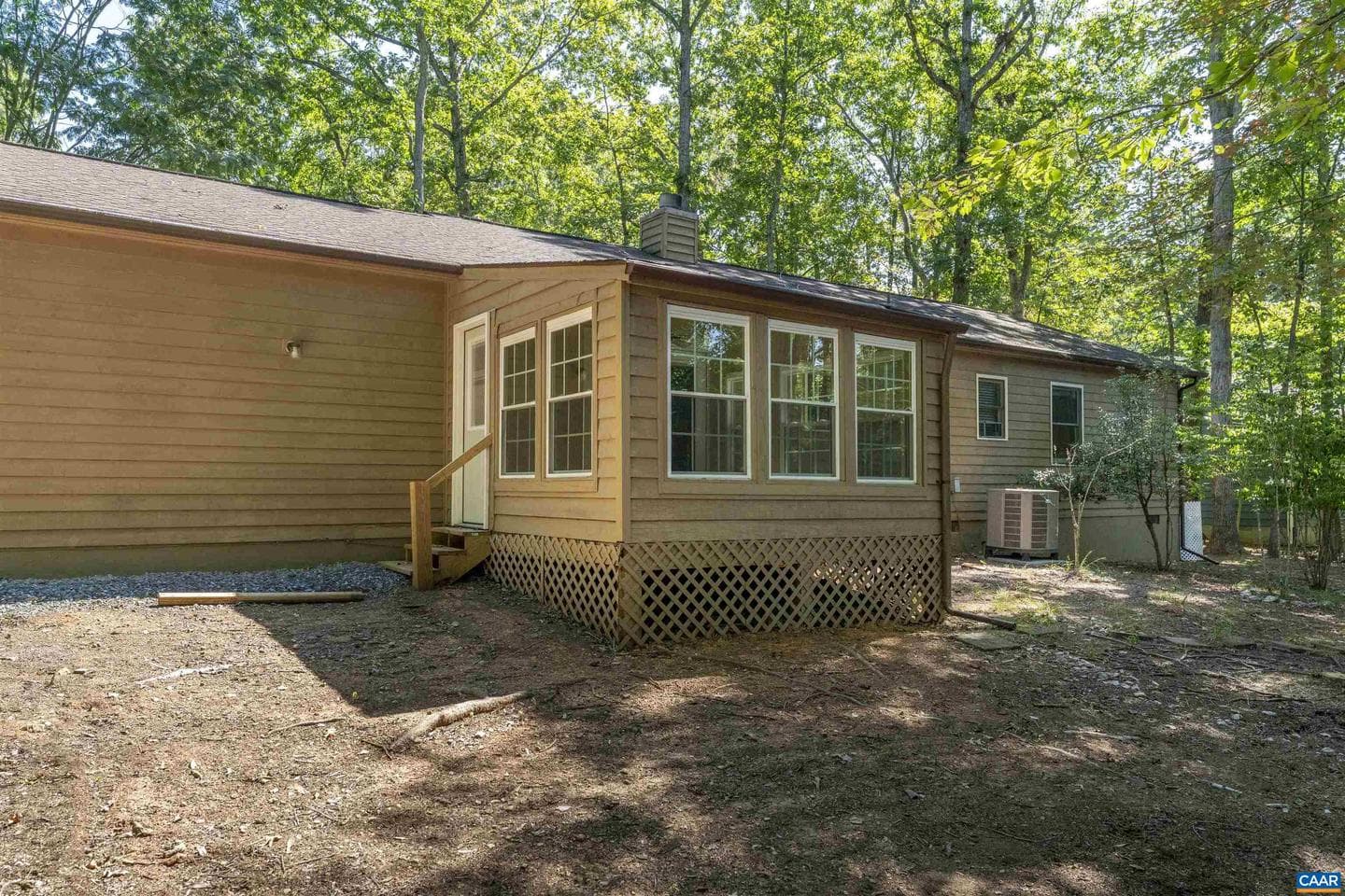8 Hardwood Rd photo 28