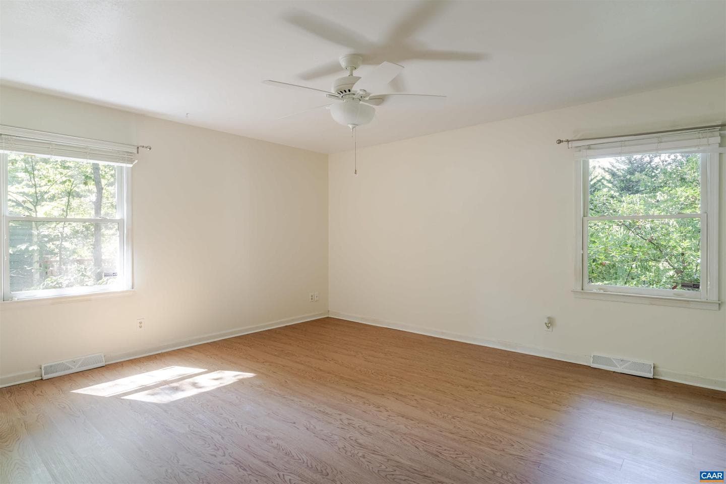 8 Hardwood Rd photo 6