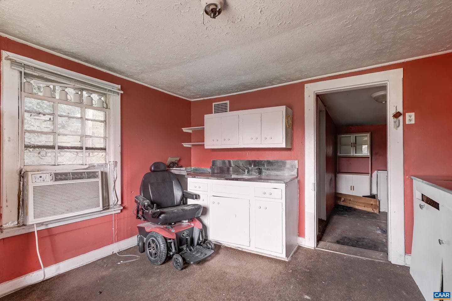 918 King St photo 24