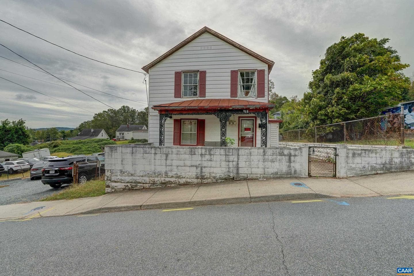 918 King St photo 34