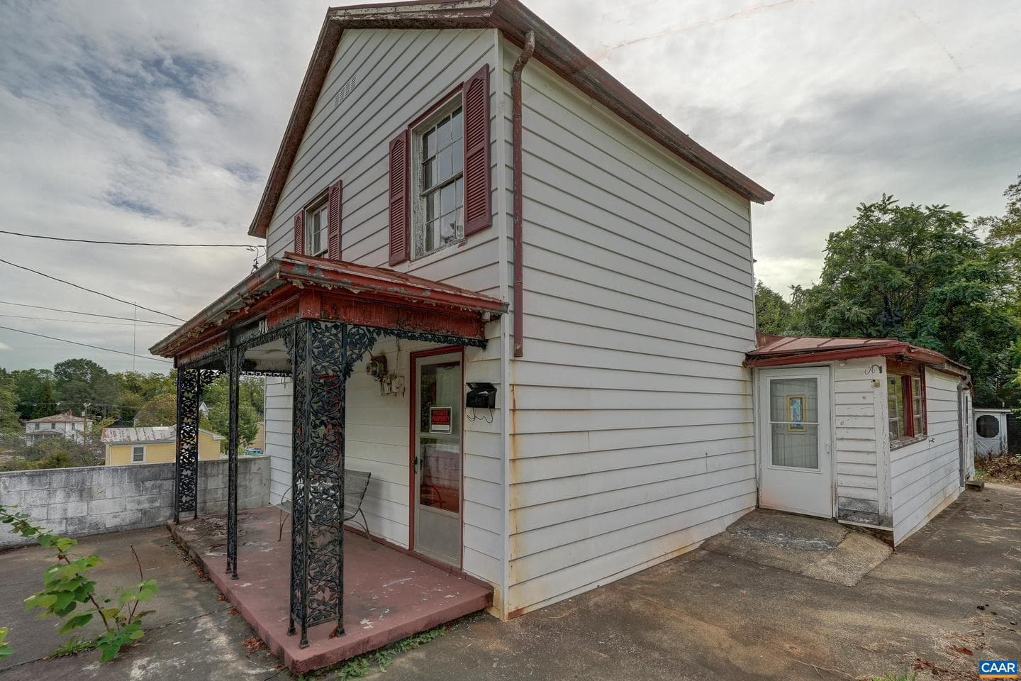 918 King St photo 36