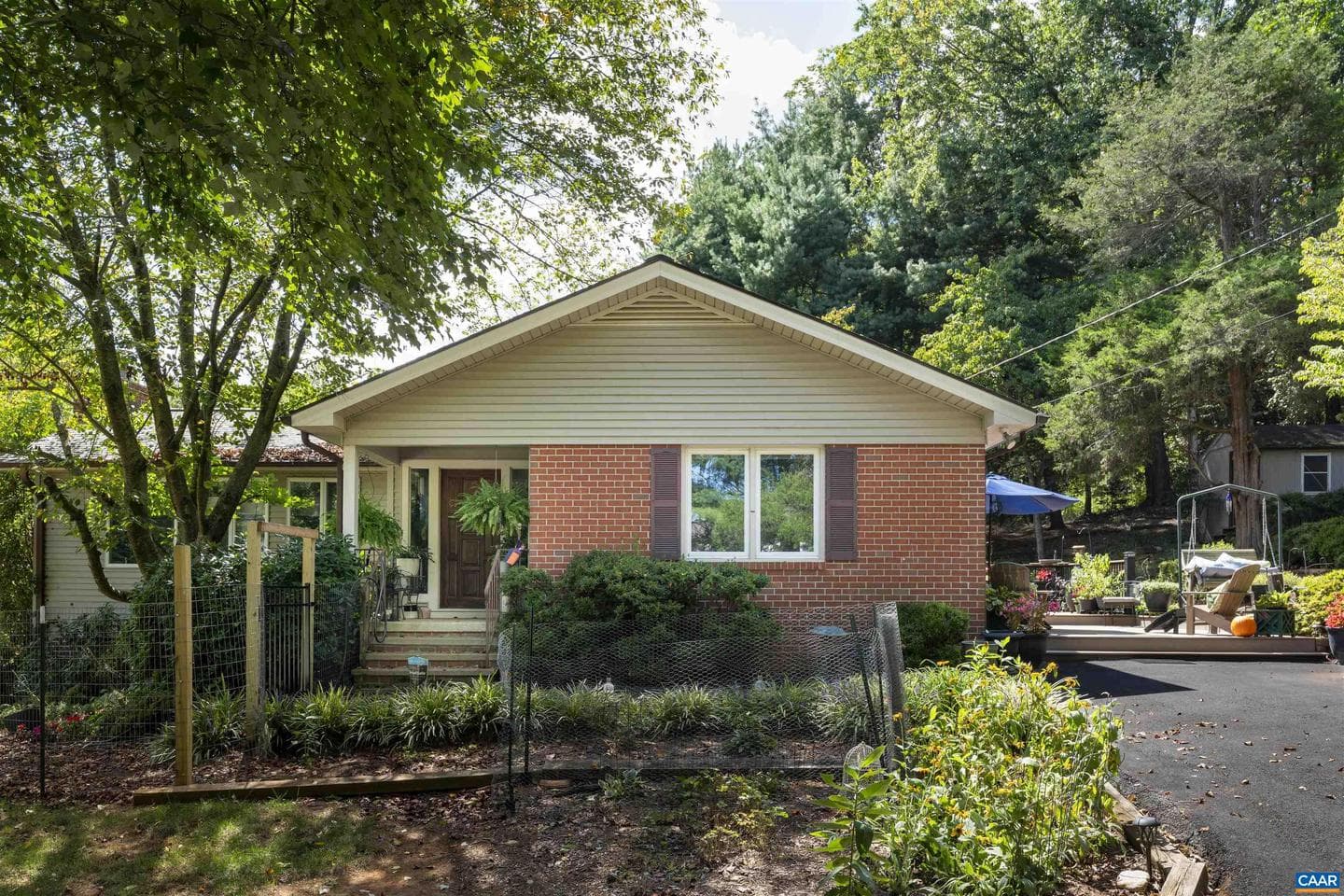 3759 Dundee Rd photo 1