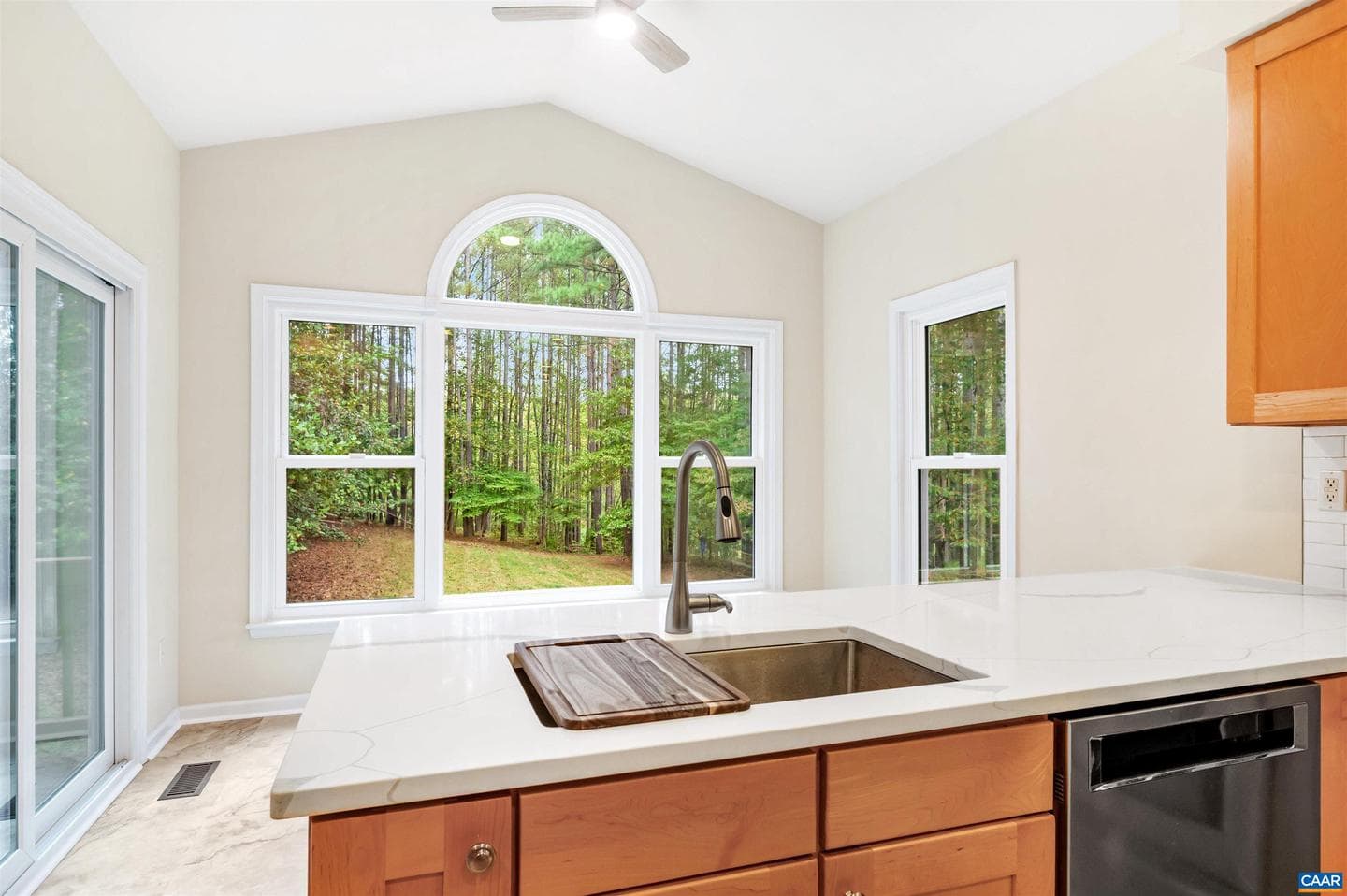 211 Red Cedar Rd photo 18