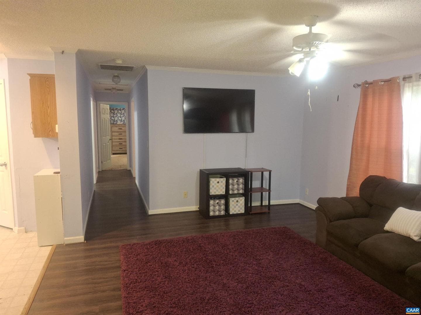 220 Camden St photo 7