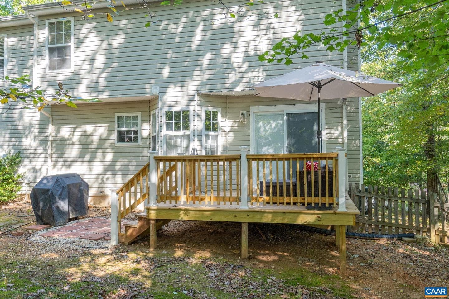 64 Woodlawn Dr photo 22