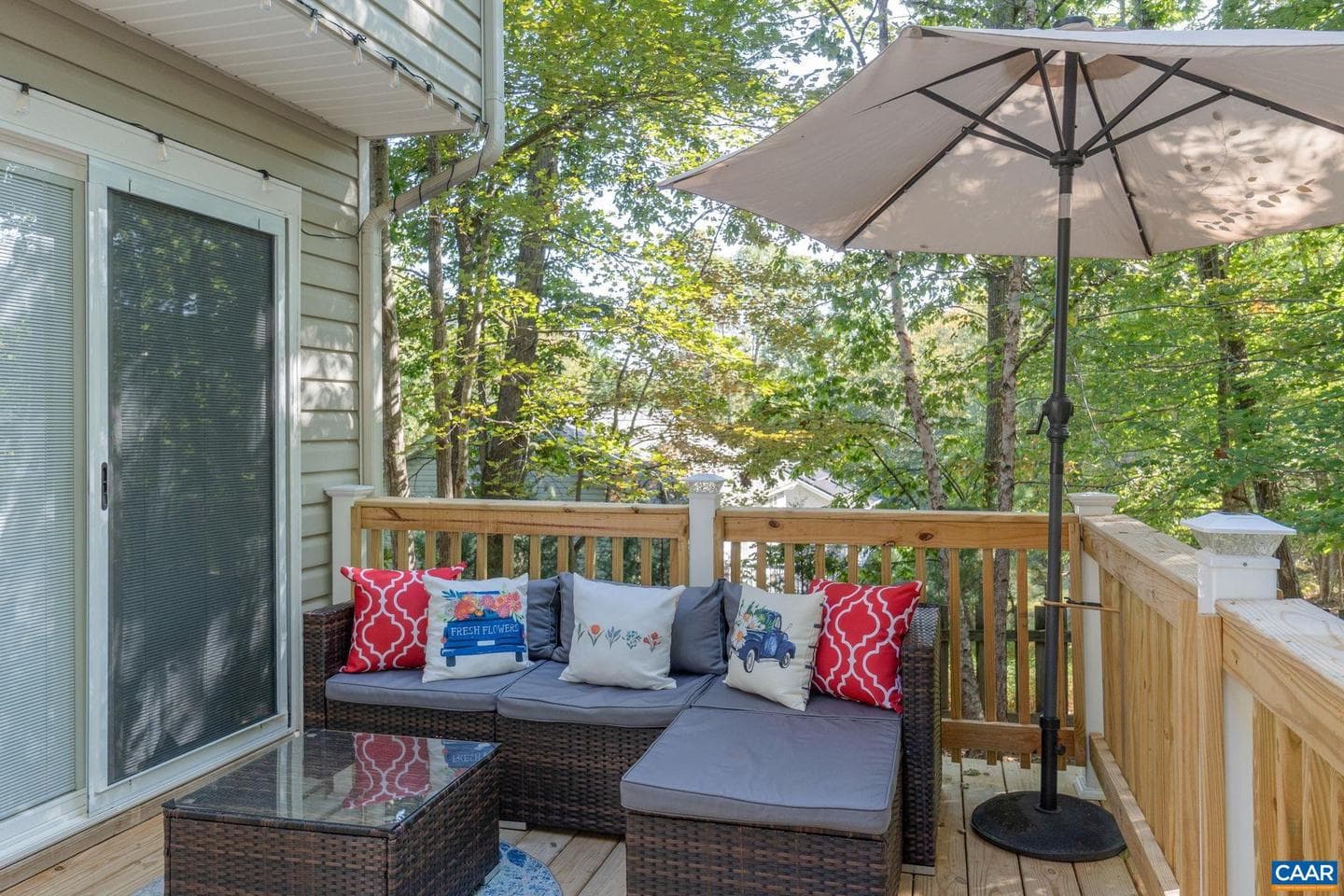 64 Woodlawn Dr photo 23