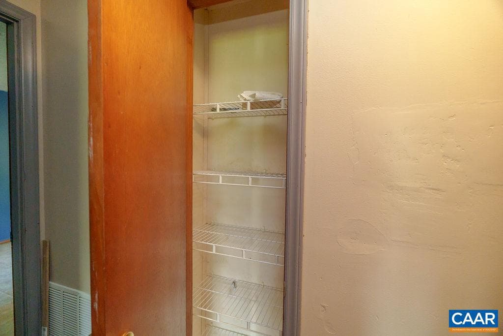 1209 Hollands Rd photo 22