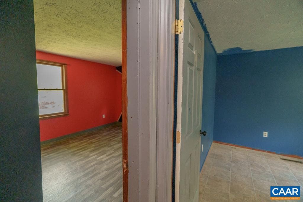 1209 Hollands Rd photo 23