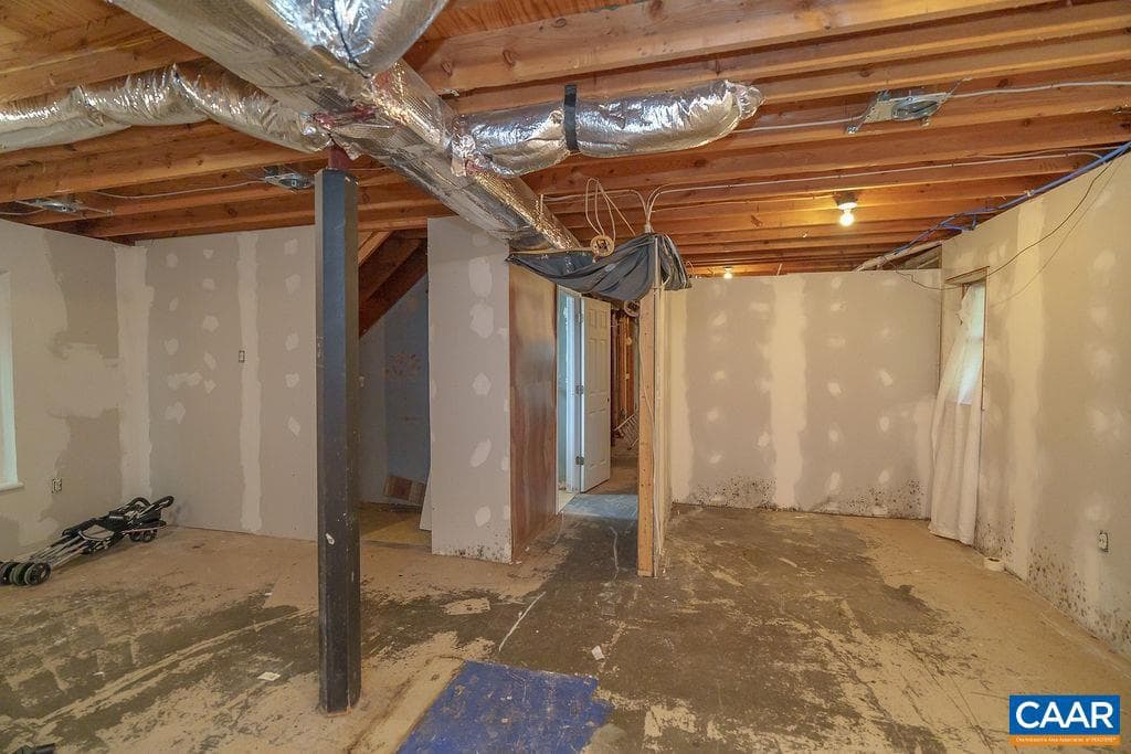 1209 Hollands Rd photo 34