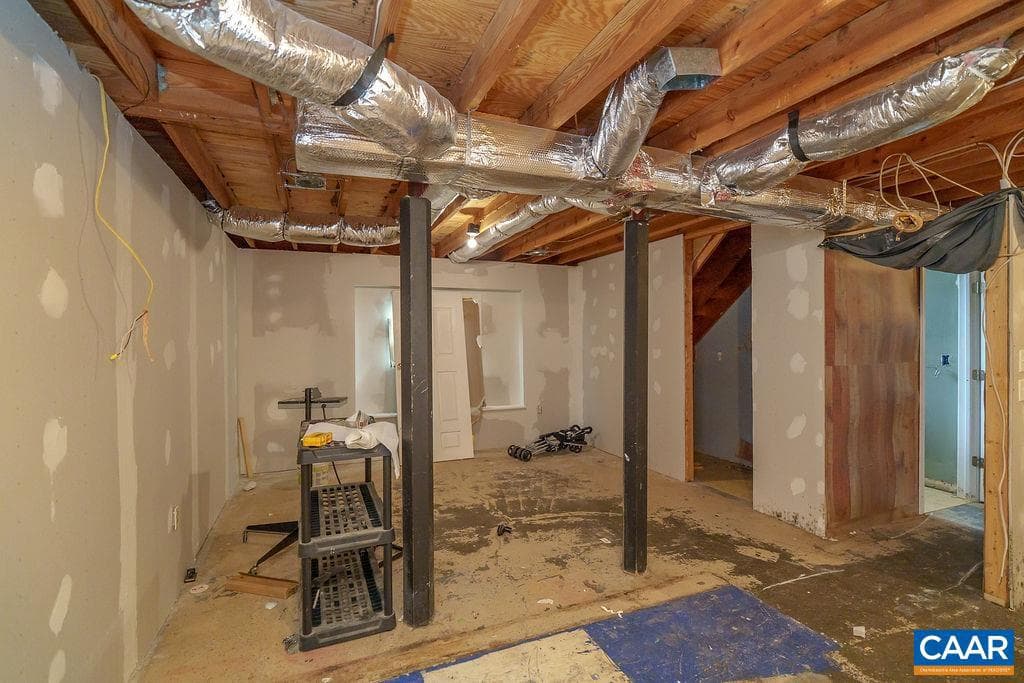 1209 Hollands Rd photo 35