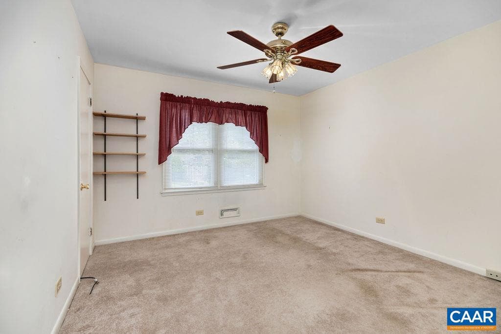 1905 Swanson Dr photo 23