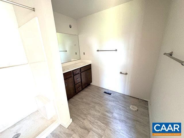 12 Derosa Ct photo 4