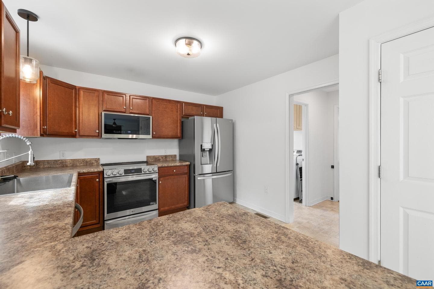 432 Glen Cir photo 15