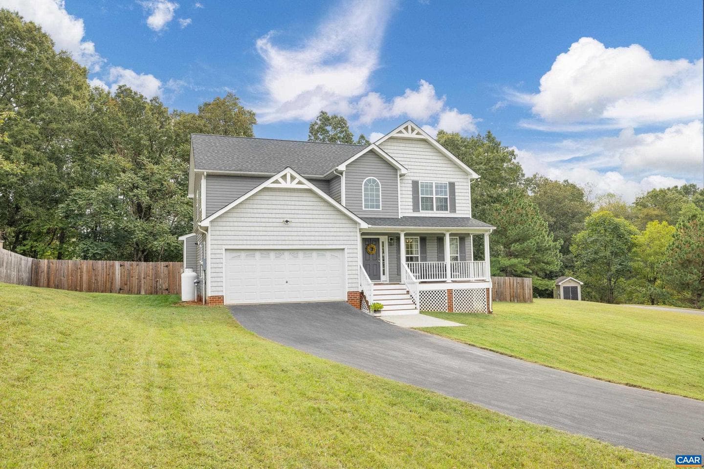 432 Glen Cir photo 2