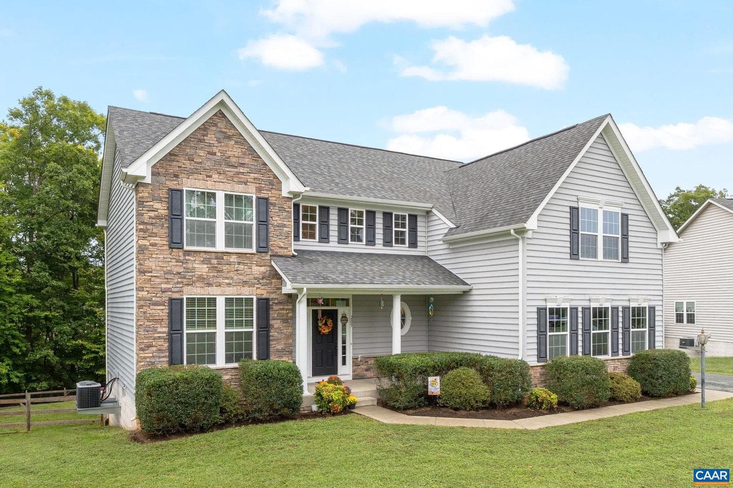 205 Lexie Ln photo 2