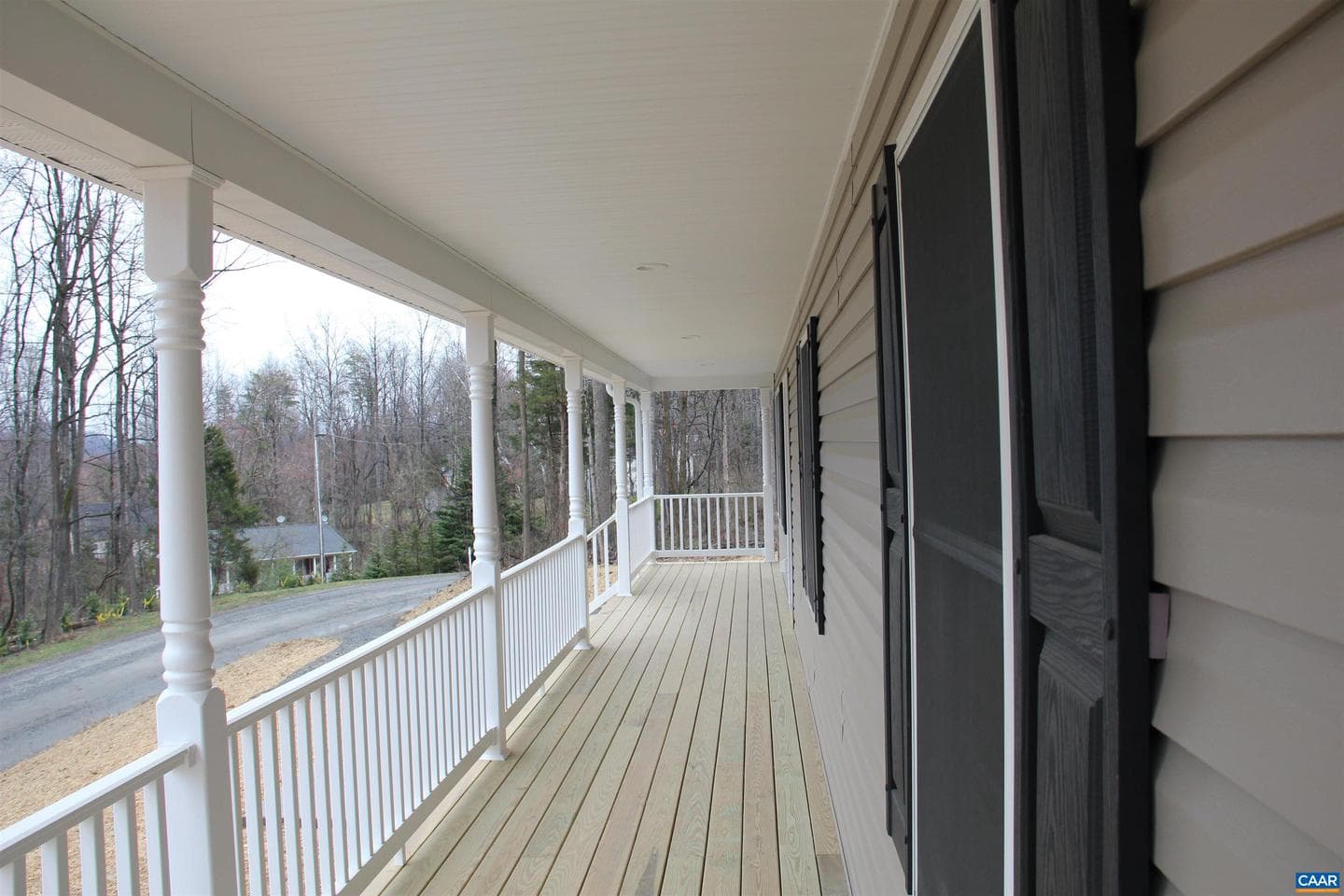 672 Westwood photo 11