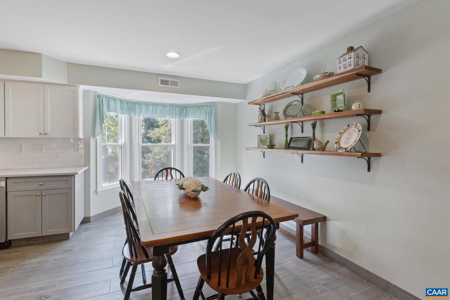 1131 Raintree Dr photo 14