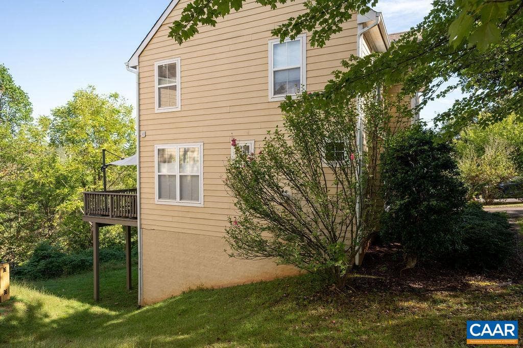 1105 Saint Charles Ct photo 24