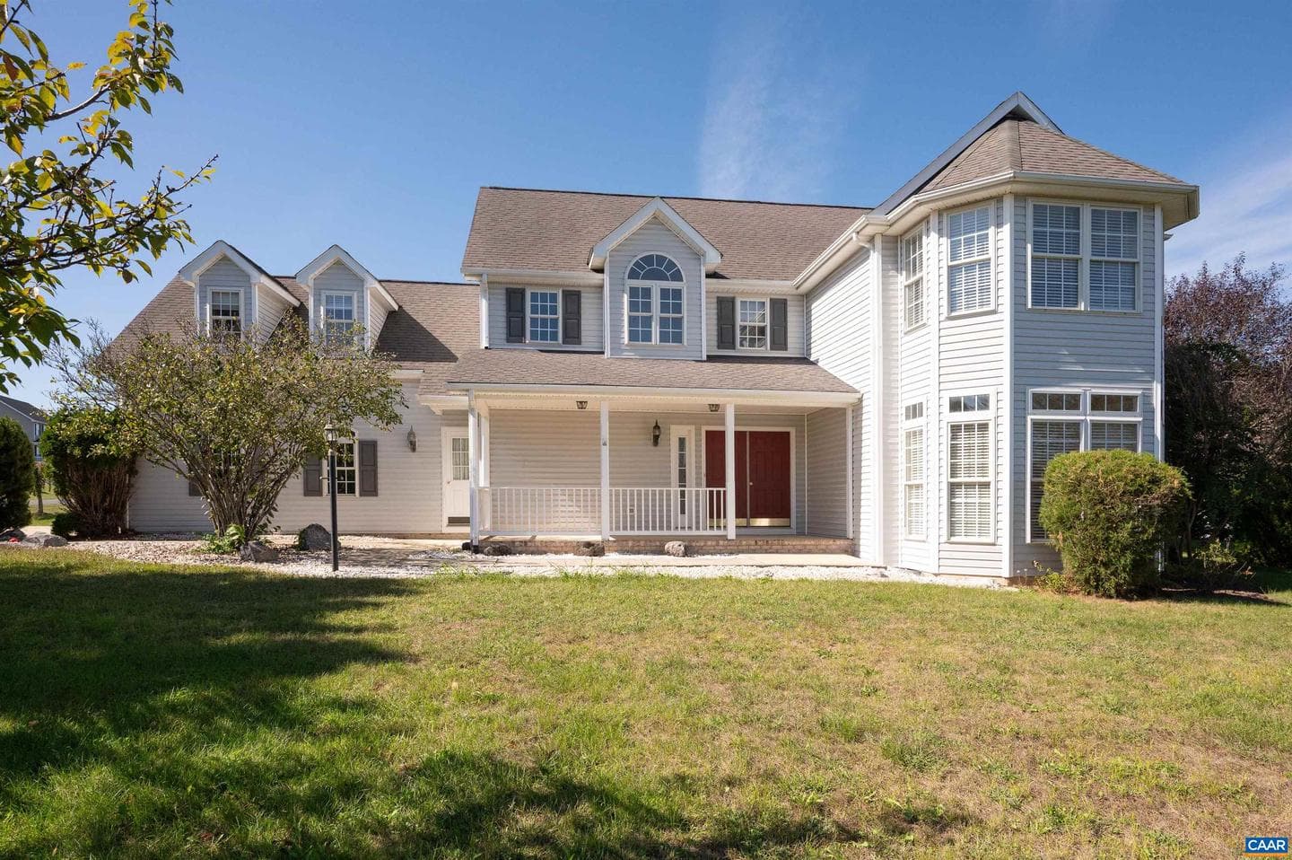 48 Lillian Dr