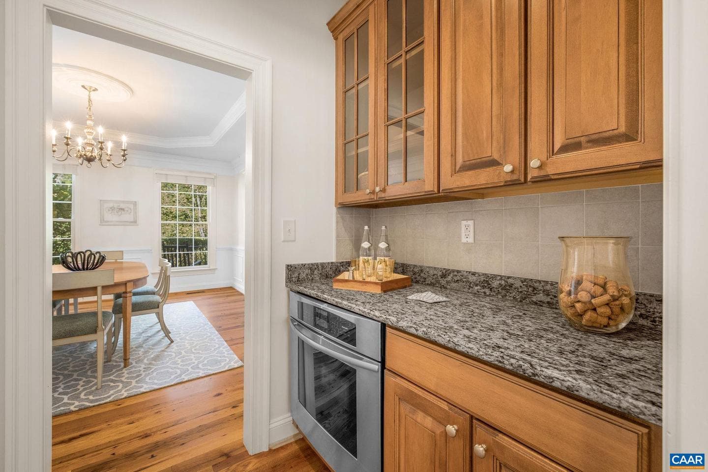 4405 Redwood Ln photo 16