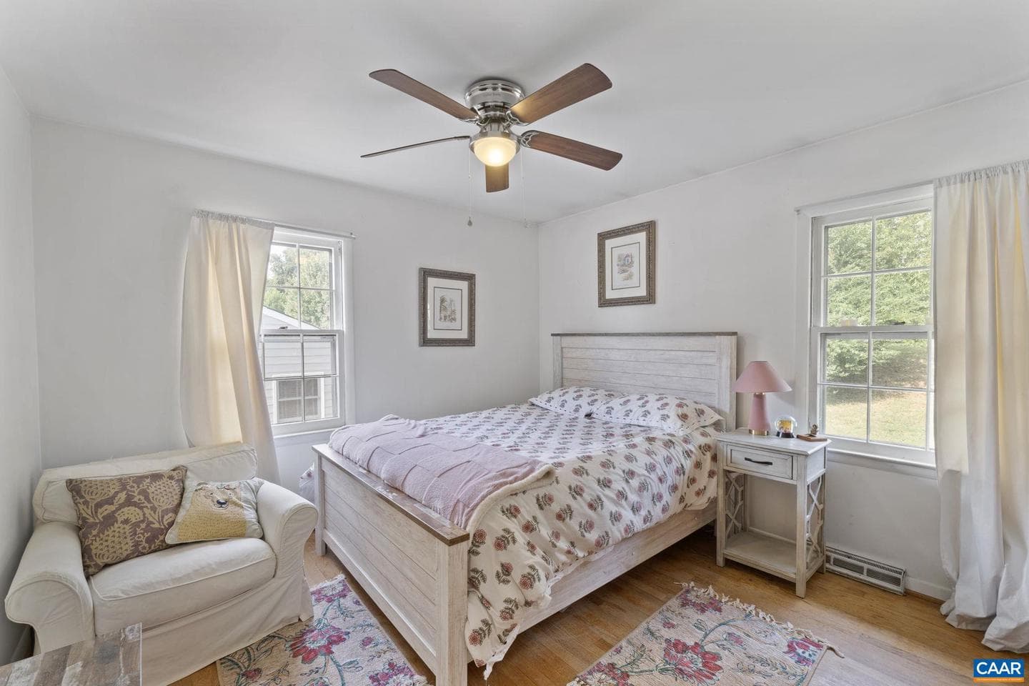 1210 Agnese St photo 22