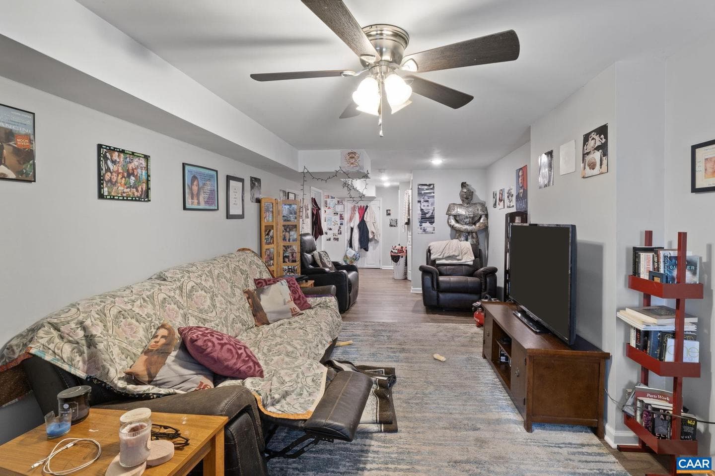 1210 Agnese St photo 25