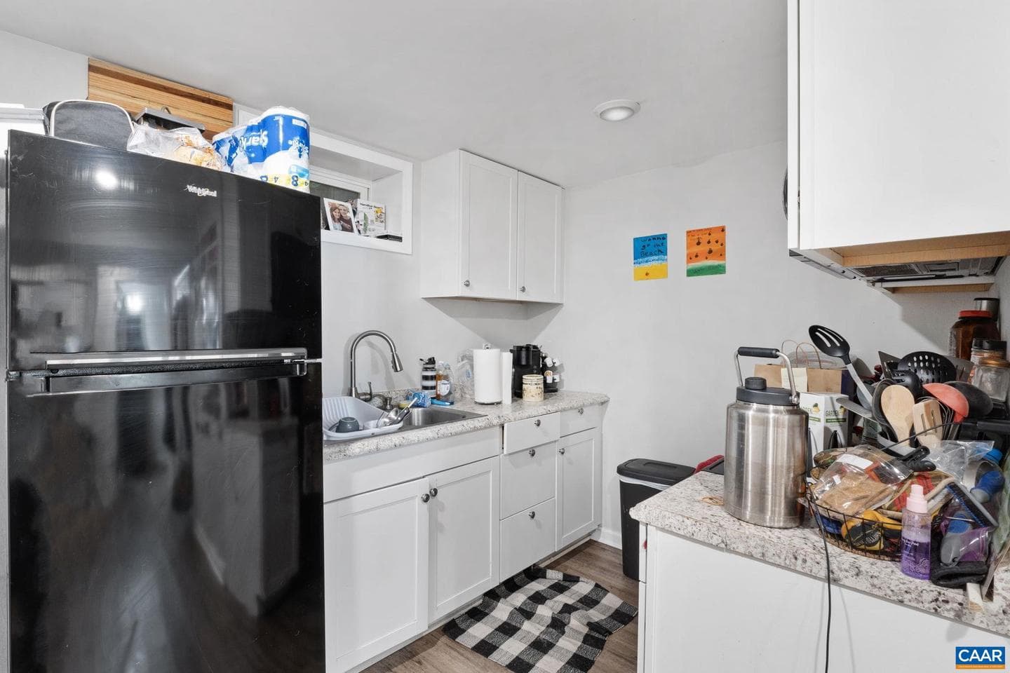 1210 Agnese St photo 29