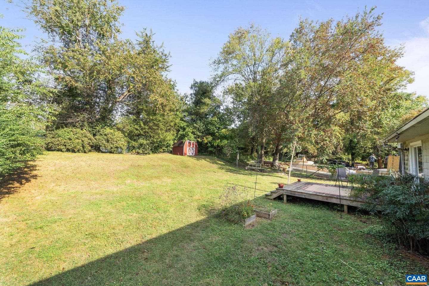 1210 Agnese St photo 40