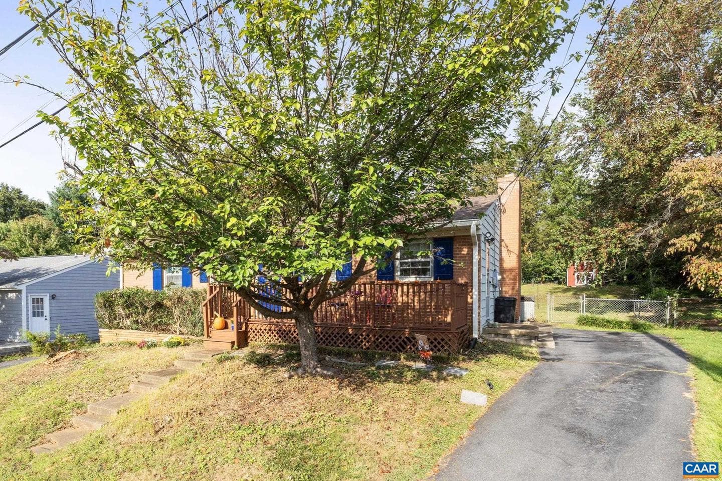 1210 Agnese St photo 7