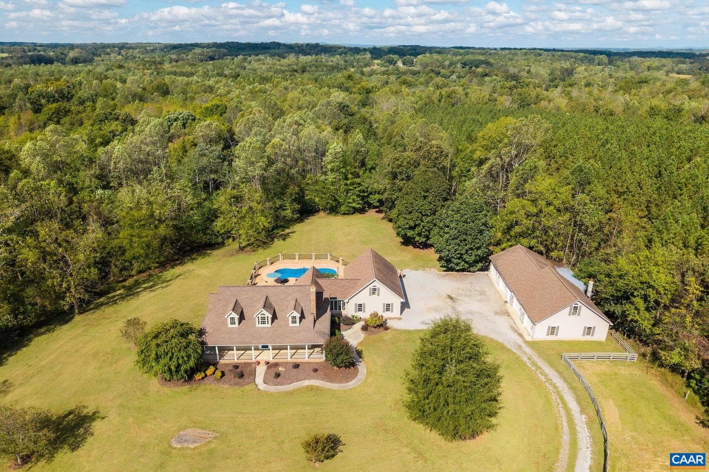 884 Pleasant Gap Dr photo 1