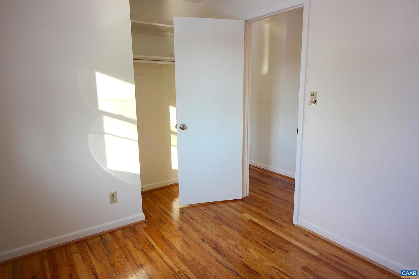 114 Olinda Dr photo 23