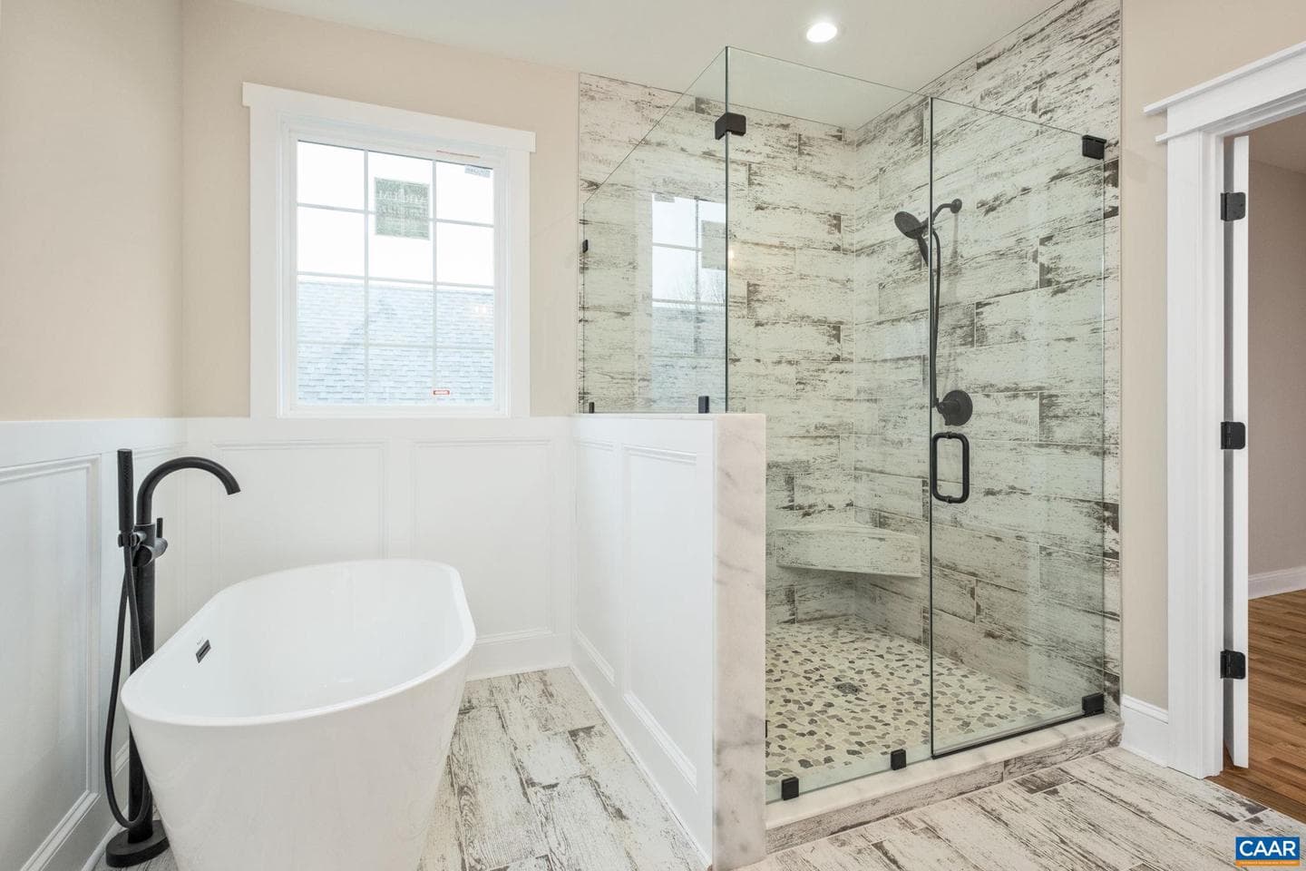 2524 Belvue Rd photo 32