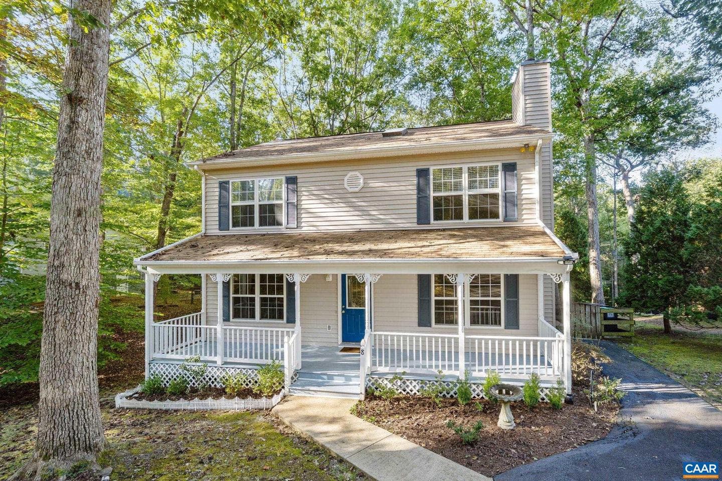 8 Horseback Ln photo 2