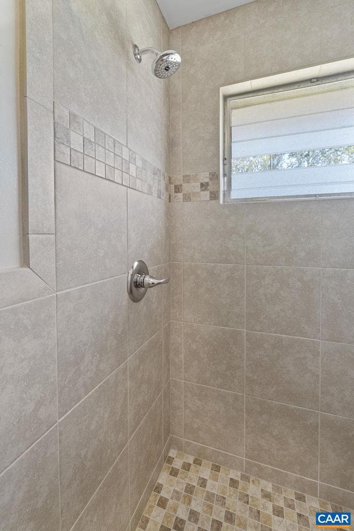 2208 Dominion Dr photo 14