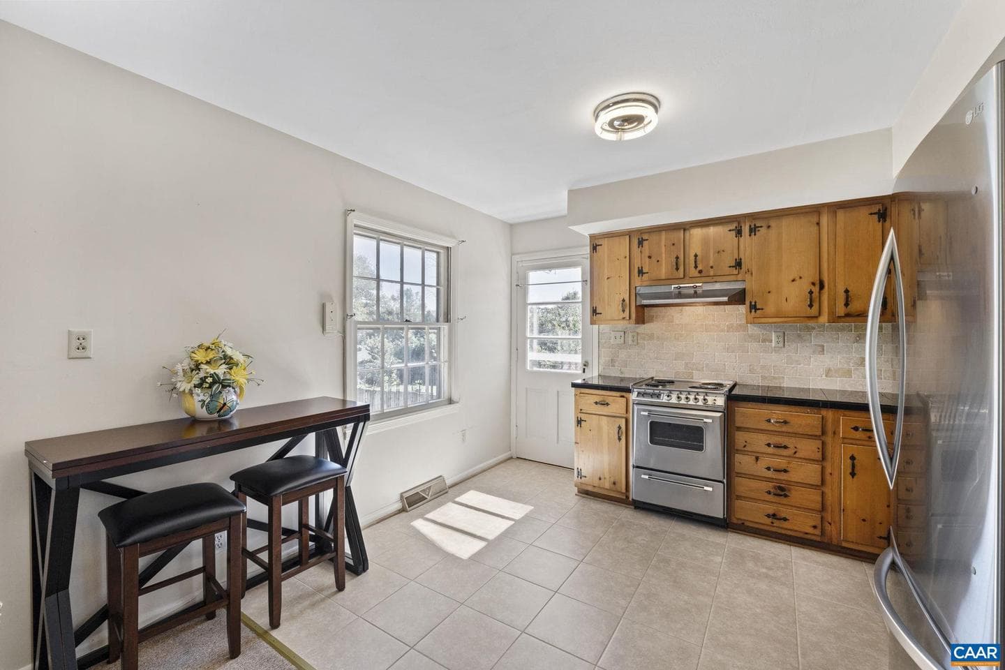 2208 Dominion Dr photo 9