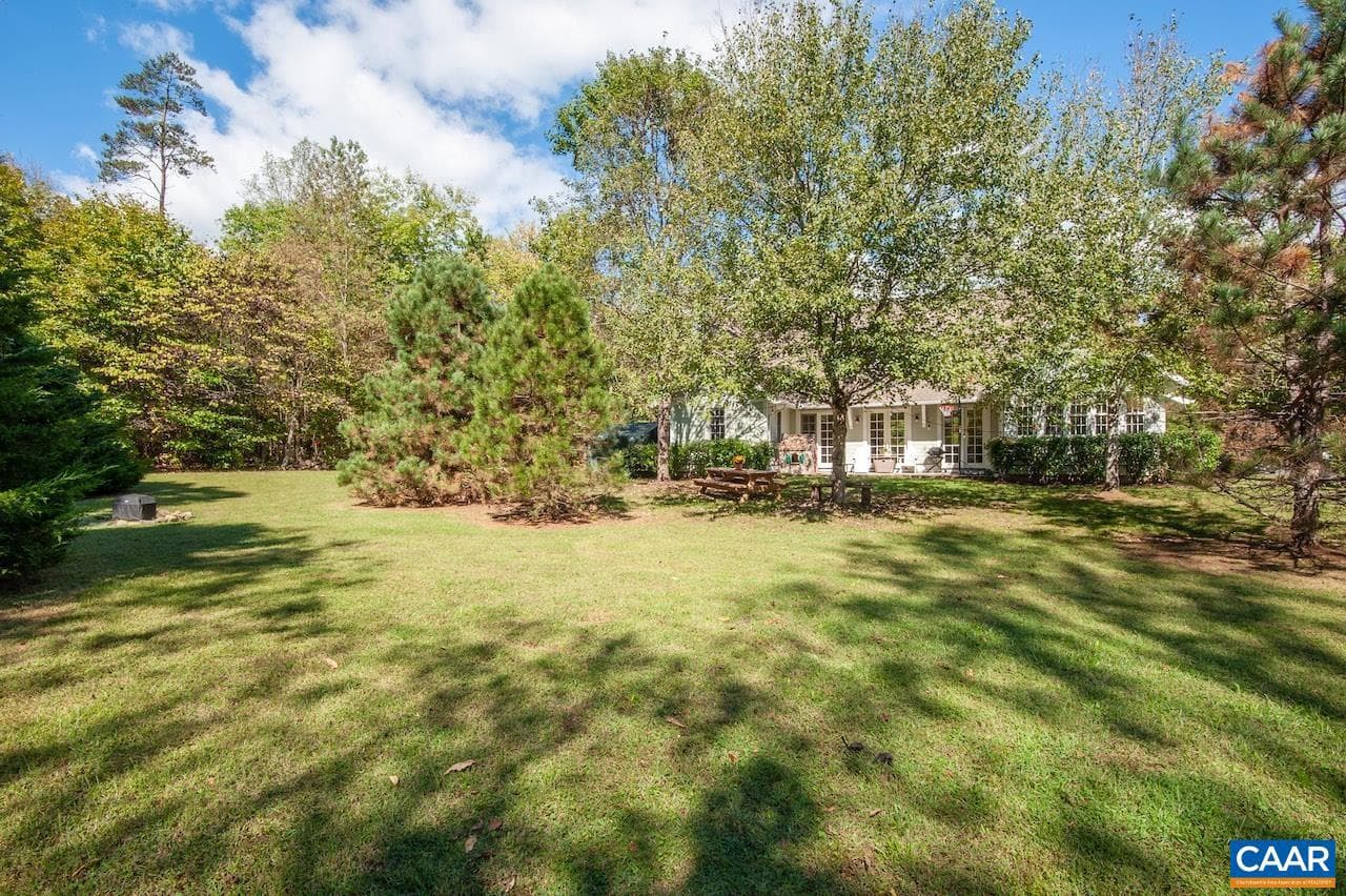 30 Cedar Meadow Dr photo 43