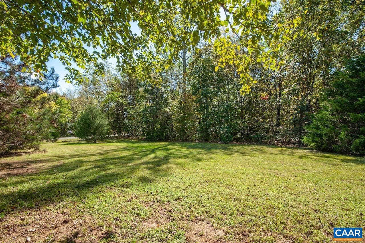30 Cedar Meadow Dr photo 47