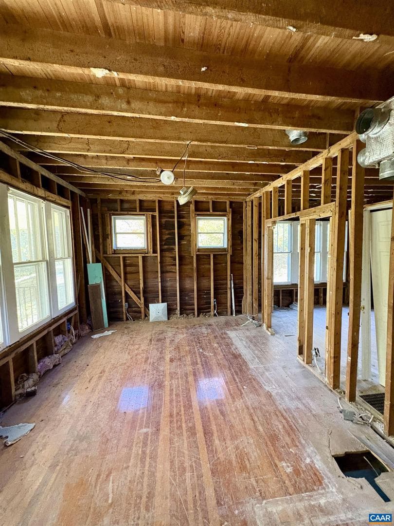 1654 River Rd photo 21