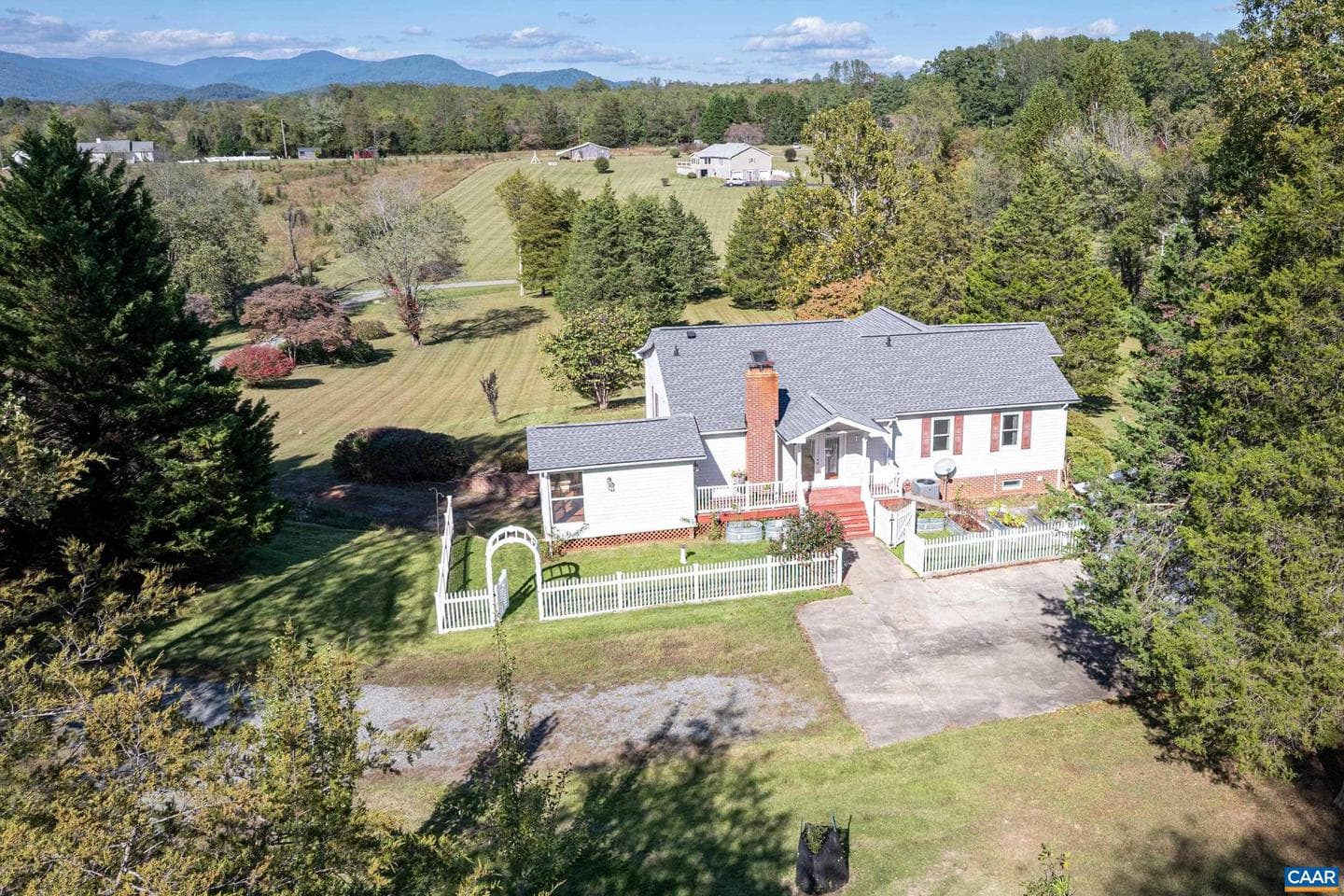 173 Lawsons Farm Dr photo 41
