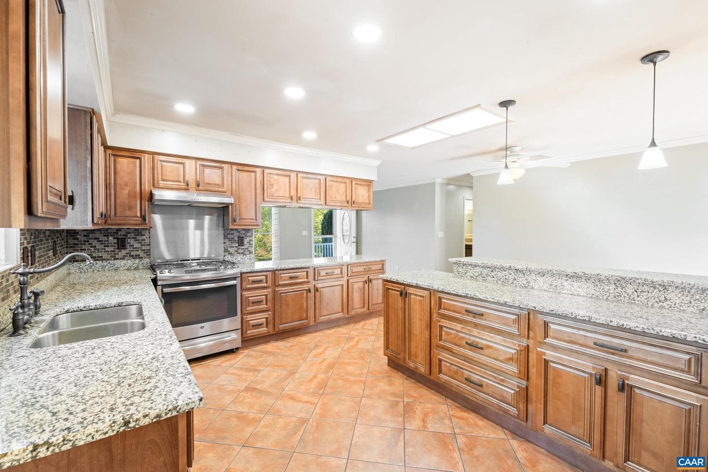 173 Lawsons Farm Dr photo 9