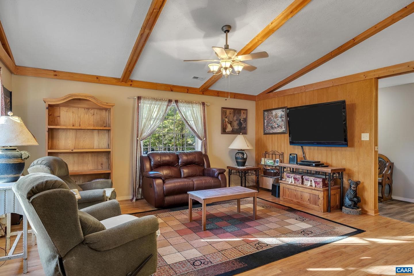 1211 Tisdale Rd photo 4