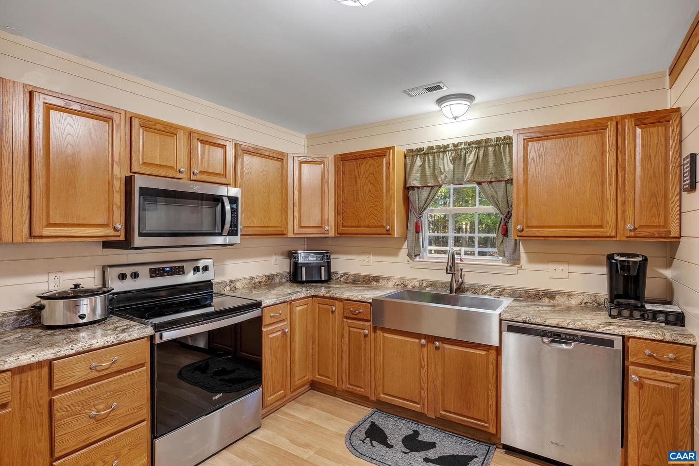 1211 Tisdale Rd photo 9