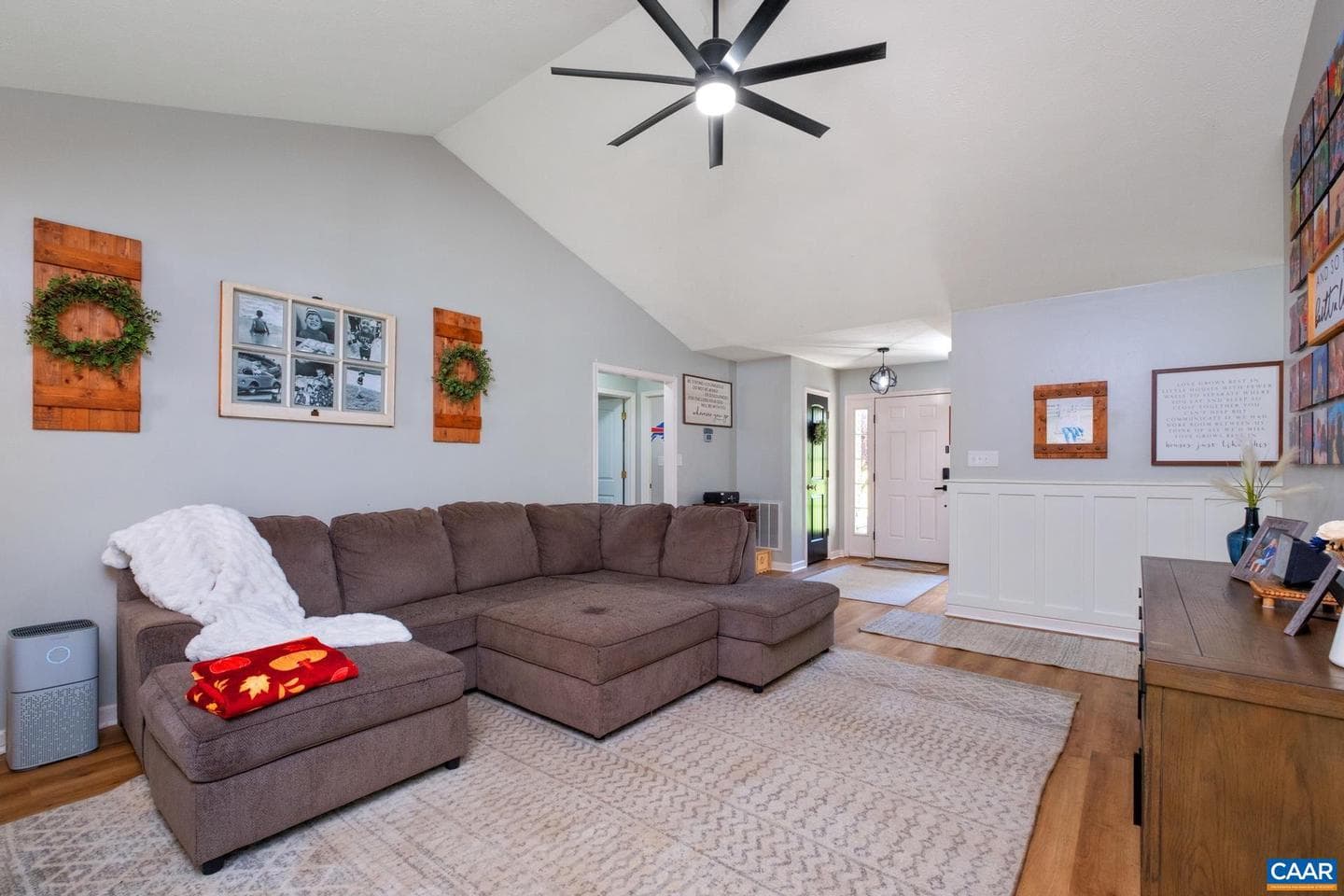 1196 Howardsville Tpke photo 6