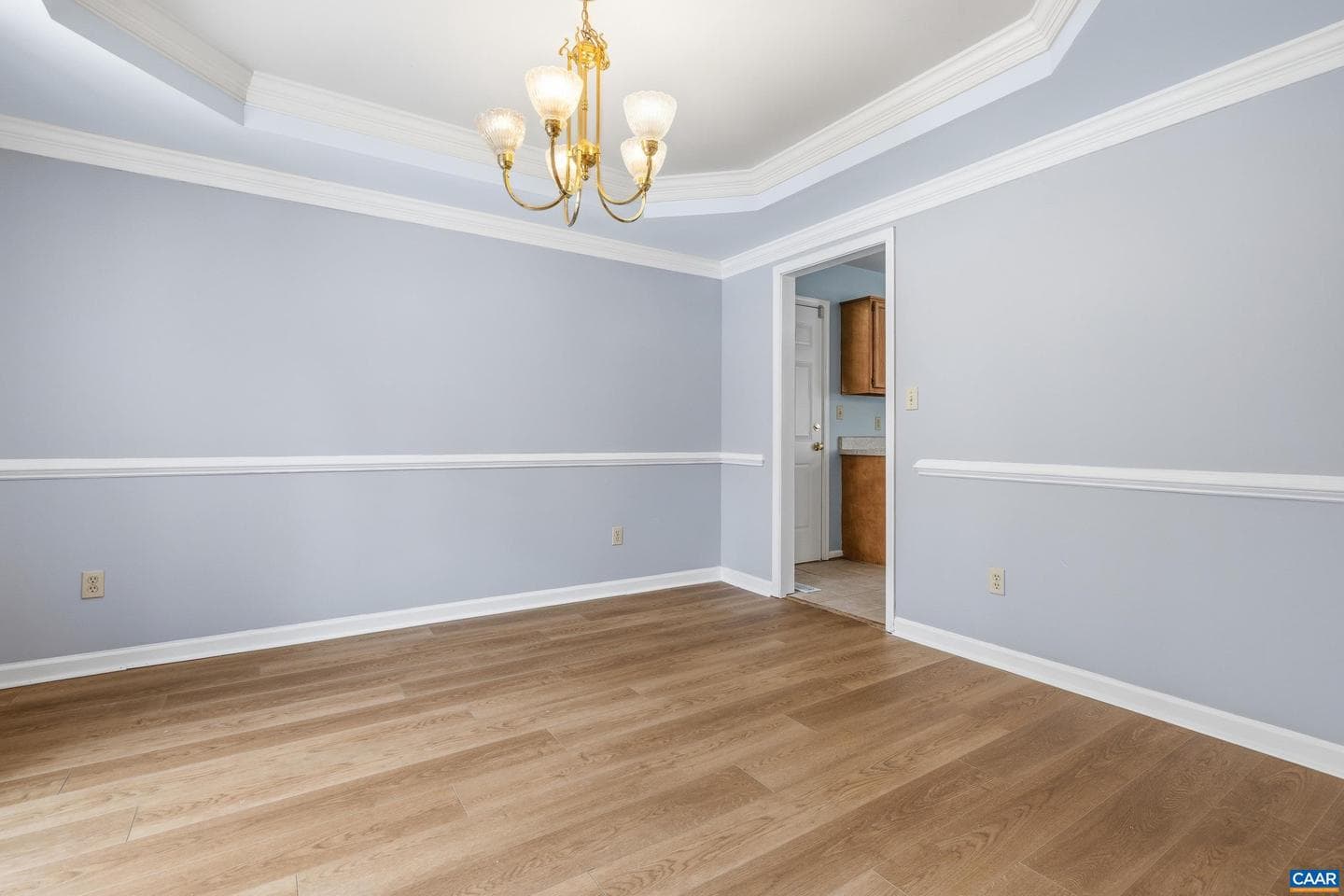 503 Jefferson photo 7