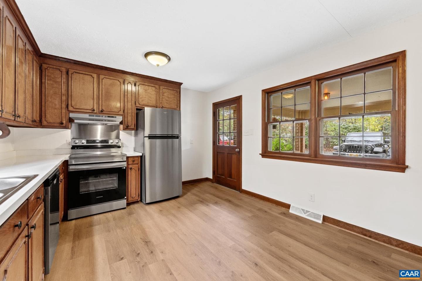 55 Watson Rd photo 14