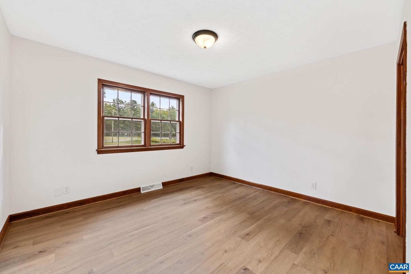 55 Watson Rd photo 38